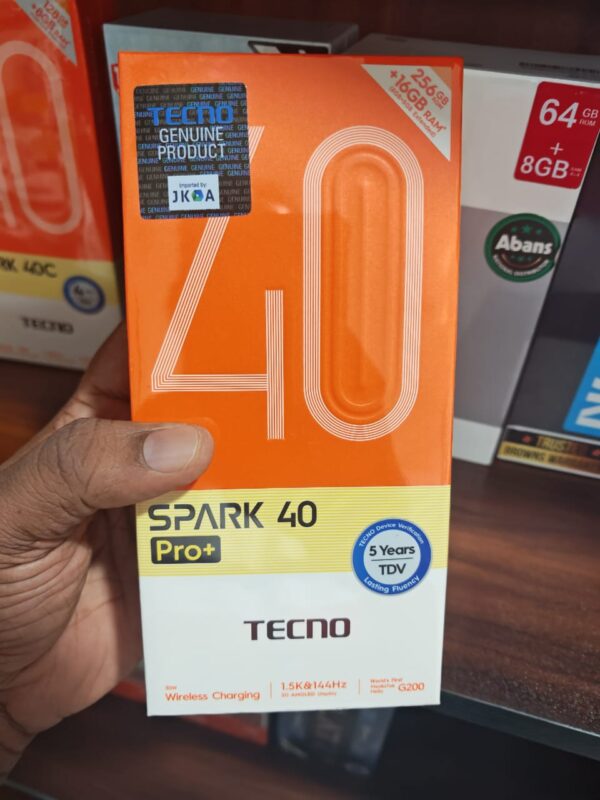 Techno Spark 40 Pro + 8GB 256GB
